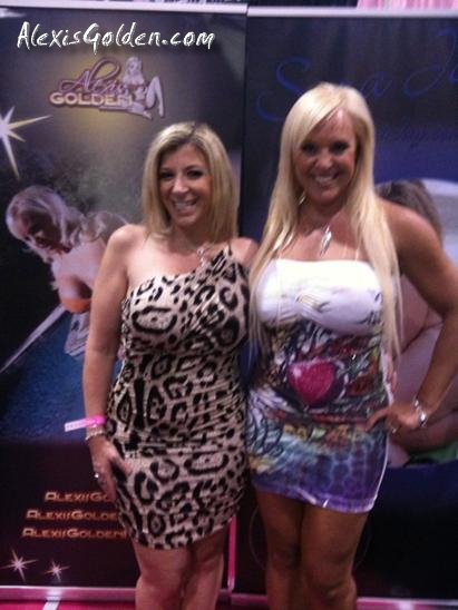 Alexis n Sara day1